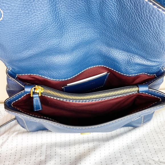 {Marc Jacobs} leather crossbody - Picture 6 of 8